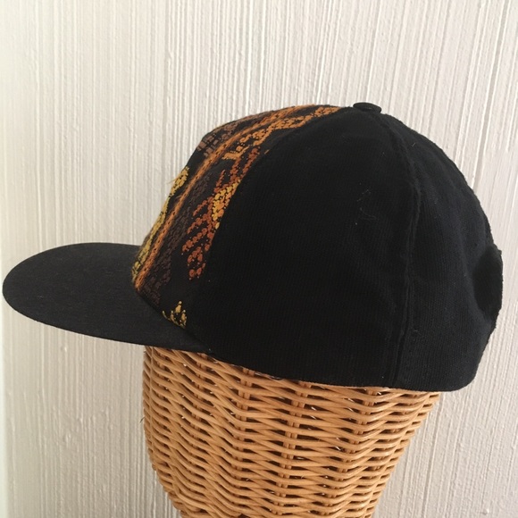 $69 Collective Consciousness 3Bal-SKAT8 tribal knit flat bill hat Snap Back - Picture 4 of 9